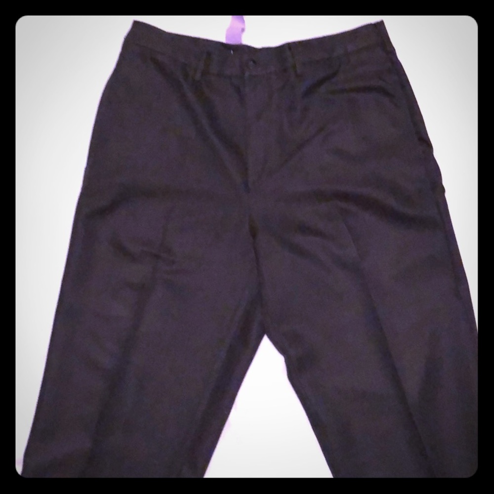 Men’s gray pant. Synatural material.